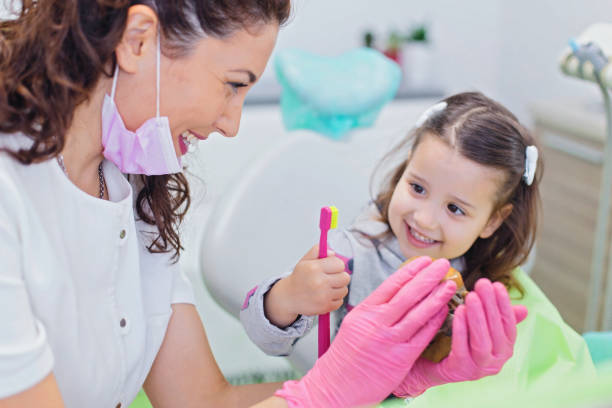 Emergency Dental Services in Mcewen, TN